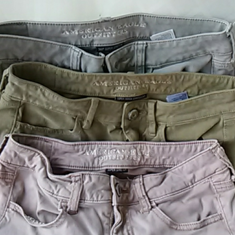 Jeans - Picture 2 of 3